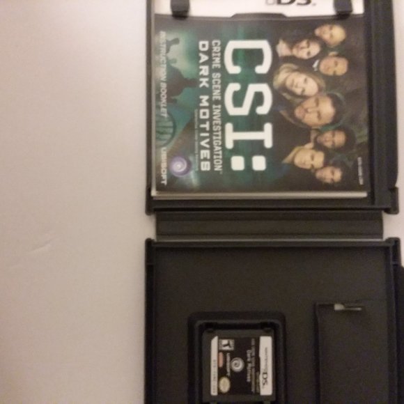Nintendo ds lite CSI mystery game - Picture 2 of 2